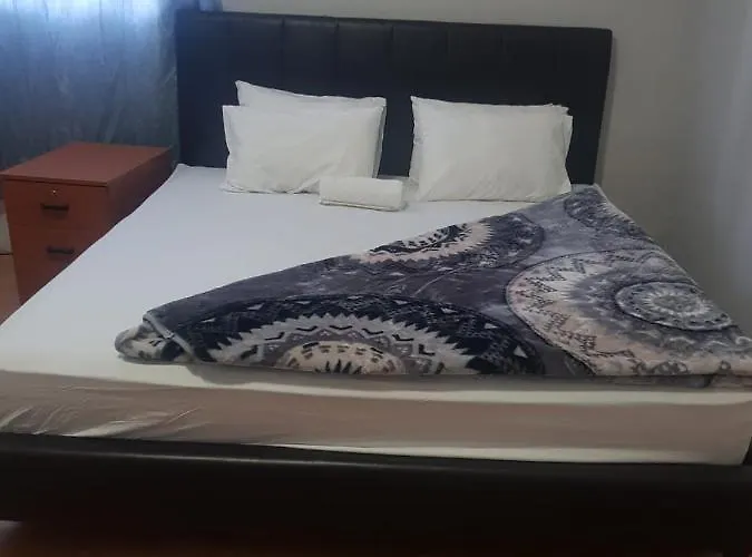 Salama Lodge
